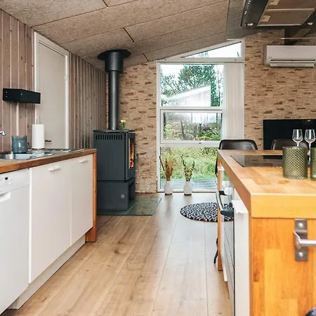 Cozy Retreat In - By Traum *