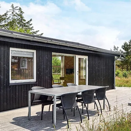 4 Star In Fano Semesterbostad Sønderho
