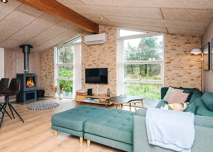 Cozy Retreat In - By Traum *